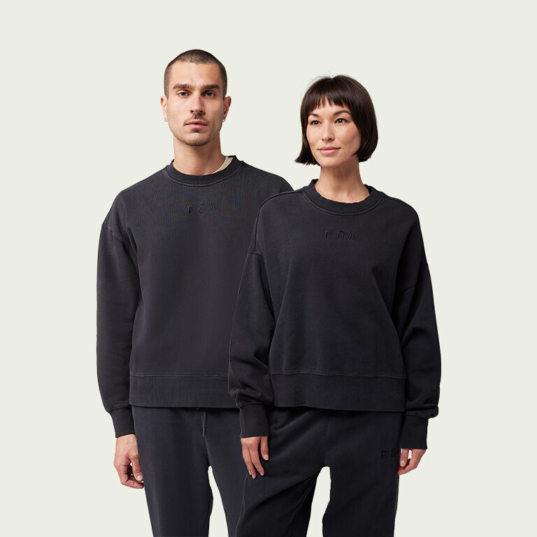 Man and woman in Fox fleece