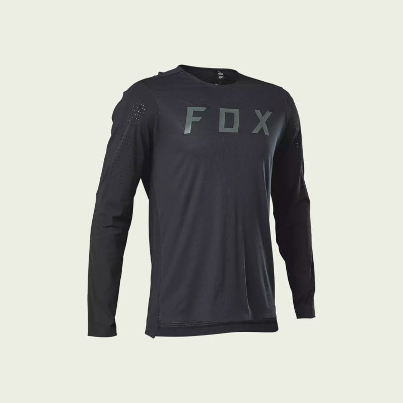 Black long sleeve mountain bike jersey.