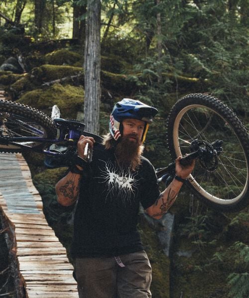 MTB rider in graphic tee