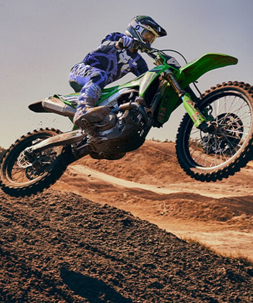image of an MX rider in the Second Nature Diffuse LE kit